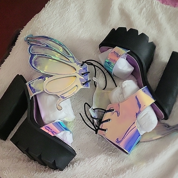 Pixie Princess Winged heels - Picture 2 of 9